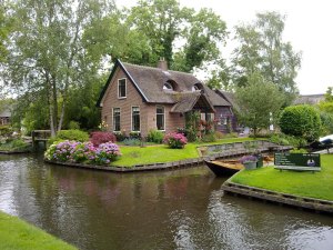 Giethoorn city without cars